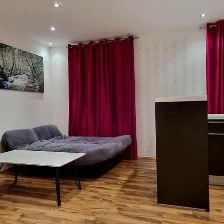 Guest house Rentcenter79_2 *